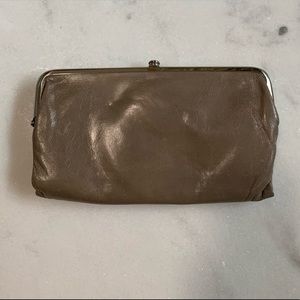 Hobo Lauren Clutch Wallet in Shadow